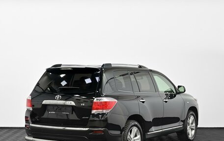 Toyota Highlander III, 2013 год, 1 685 000 рублей, 4 фотография