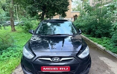 Hyundai Solaris II рестайлинг, 2012 год, 578 000 рублей, 18 фотография