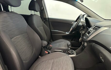 Hyundai Solaris II рестайлинг, 2016 год, 920 000 рублей, 11 фотография