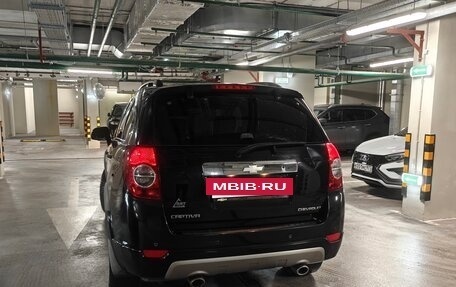 Chevrolet Captiva I, 2011 год, 900 000 рублей, 4 фотография