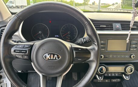 KIA Rio IV, 2021 год, 1 598 000 рублей, 10 фотография