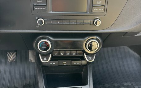 KIA Rio IV, 2021 год, 1 598 000 рублей, 12 фотография