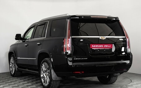 Cadillac Escalade IV, 2016 год, 3 599 000 рублей, 10 фотография