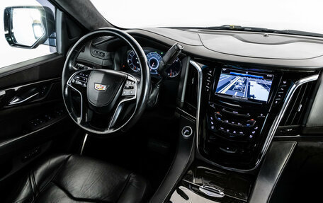 Cadillac Escalade IV, 2016 год, 3 599 000 рублей, 18 фотография