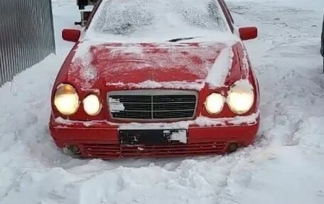 Mercedes-Benz E-Класс, 1999 год, 120 000 рублей, 4 фотография
