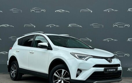Toyota RAV4, 2019 год, 2 589 400 рублей, 3 фотография