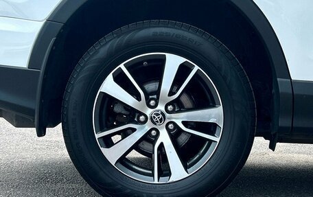 Toyota RAV4, 2019 год, 2 589 400 рублей, 21 фотография