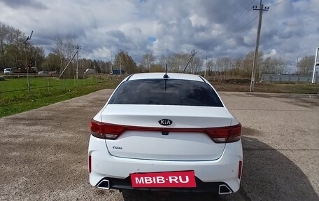KIA Rio IV, 2020 год, 1 550 000 рублей, 3 фотография