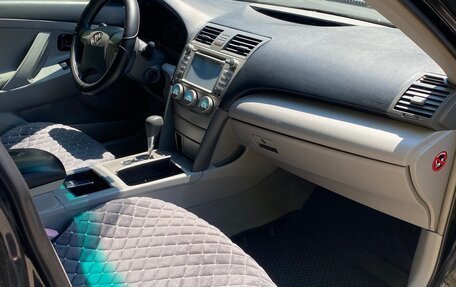 Toyota Camry, 2007 год, 750 000 рублей, 13 фотография