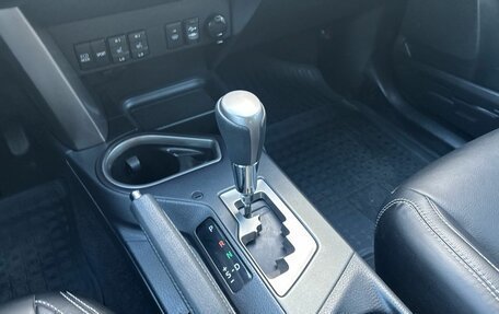 Toyota RAV4, 2018 год, 3 275 000 рублей, 14 фотография