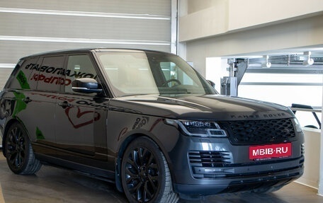 Land Rover Range Rover IV рестайлинг, 2019 год, 6 250 000 рублей, 3 фотография