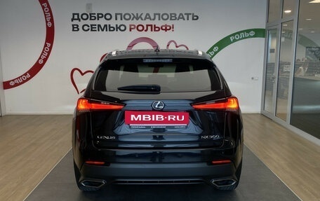 Lexus NX I, 2018 год, 3 499 000 рублей, 6 фотография