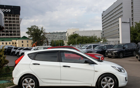 Hyundai Solaris II рестайлинг, 2012 год, 728 000 рублей, 4 фотография