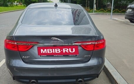 Jaguar XF II, 2017 год, 2 200 000 рублей, 3 фотография