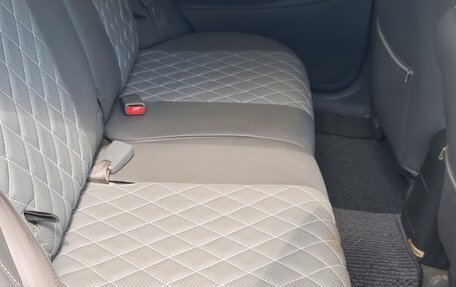 Mazda Familia, 1999 год, 120 000 рублей, 4 фотография
