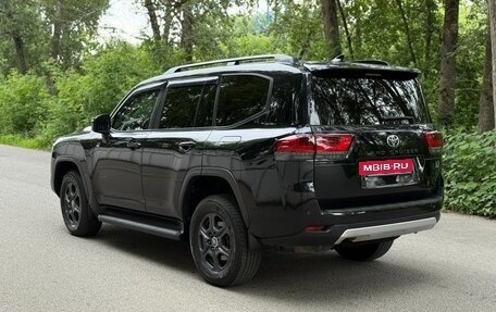 Toyota Land Cruiser, 2022 год, 9 550 000 рублей, 5 фотография