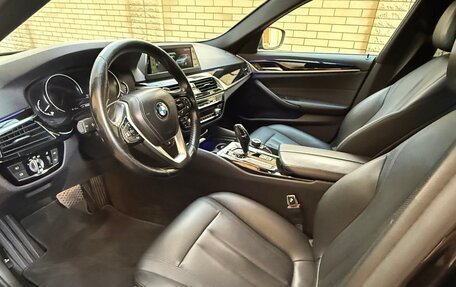 BMW 5 серия, 2018 год, 1 990 000 рублей, 6 фотография