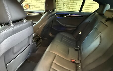 BMW 5 серия, 2018 год, 1 990 000 рублей, 8 фотография