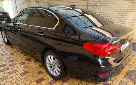 BMW 5 серия, 2018 год, 1 990 000 рублей, 4 фотография