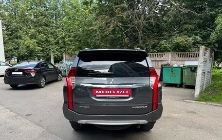 Mitsubishi Pajero Sport III рестайлинг, 2018 год, 2 995 000 рублей, 11 фотография