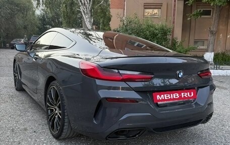 BMW 8 серия, 2018 год, 7 000 000 рублей, 6 фотография