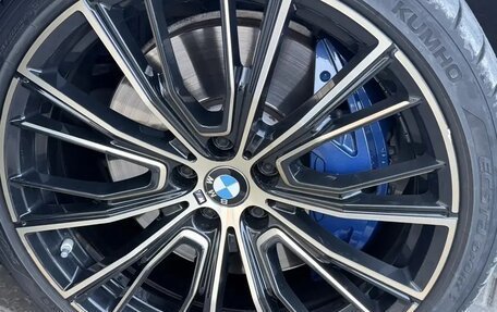 BMW 8 серия, 2018 год, 7 000 000 рублей, 13 фотография
