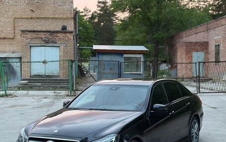 Mercedes-Benz E-Класс, 2014 год, 2 100 000 рублей, 3 фотография