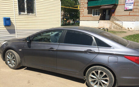 Hyundai Sonata VI, 2012 год, 650 000 рублей, 4 фотография