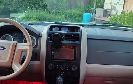 Ford Escape II, 2010 год, 800 000 рублей, 4 фотография