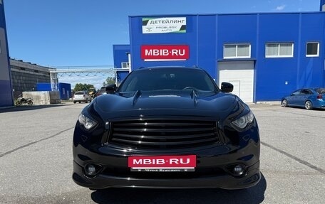 Infiniti QX70, 2014 год, 2 800 000 рублей, 2 фотография