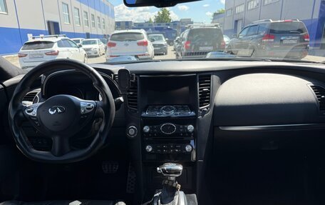 Infiniti QX70, 2014 год, 2 800 000 рублей, 12 фотография