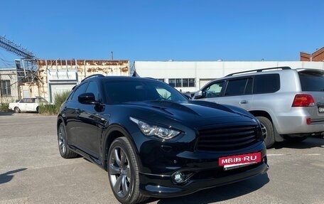 Infiniti QX70, 2014 год, 2 800 000 рублей, 29 фотография