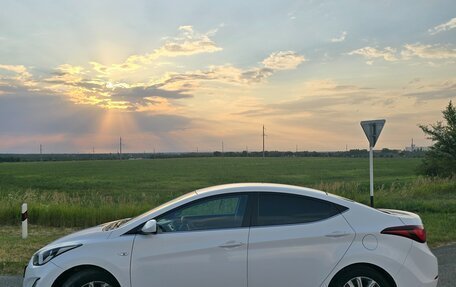 Hyundai Elantra V, 2015 год, 1 300 000 рублей, 3 фотография