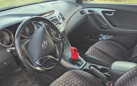 Hyundai Elantra V, 2015 год, 1 300 000 рублей, 8 фотография