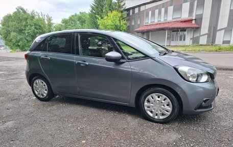 Honda Fit, 2020 год, 1 130 000 рублей, 2 фотография