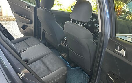 KIA Sportage IV рестайлинг, 2018 год, 1 999 999 рублей, 6 фотография