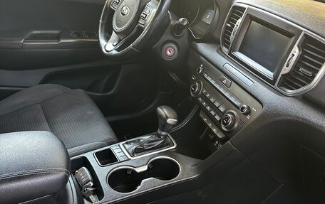 KIA Sportage IV рестайлинг, 2018 год, 1 999 999 рублей, 7 фотография