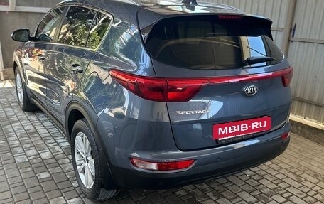 KIA Sportage IV рестайлинг, 2018 год, 1 999 999 рублей, 2 фотография
