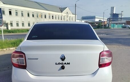 Renault Logan II, 2014 год, 570 000 рублей, 2 фотография