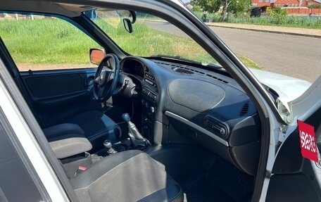 Chevrolet Niva I рестайлинг, 2012 год, 670 000 рублей, 8 фотография