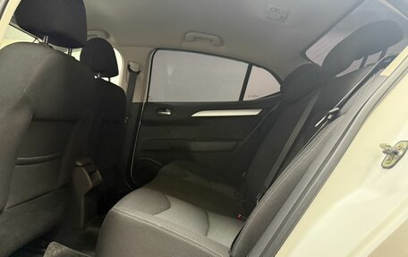 Citroen C4 II рестайлинг, 2015 год, 750 000 рублей, 23 фотография