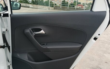 Volkswagen Polo VI (EU Market), 2016 год, 888 000 рублей, 19 фотография