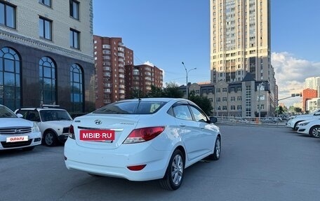 Hyundai Solaris II рестайлинг, 2012 год, 1 350 000 рублей, 6 фотография
