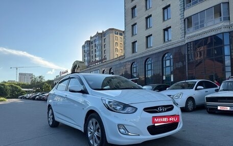 Hyundai Solaris II рестайлинг, 2012 год, 1 350 000 рублей, 9 фотография