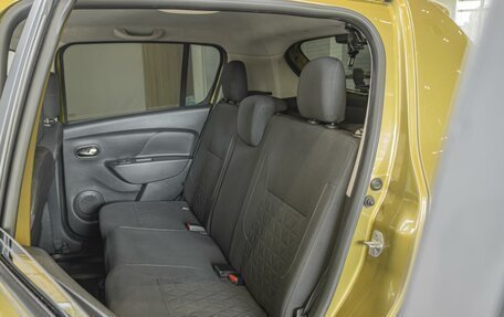 Renault Sandero II рестайлинг, 2015 год, 990 000 рублей, 9 фотография