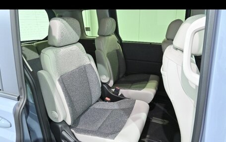 Honda Freed, 2024 год, 1 850 000 рублей, 7 фотография
