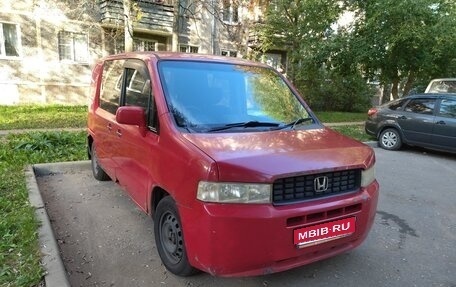 Honda Mobilio Spike I рестайлинг, 2003 год, 220 000 рублей, 1 фотография