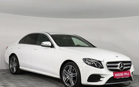 Mercedes-Benz E-Класс, 2019 год, 3 999 000 рублей, 3 фотография