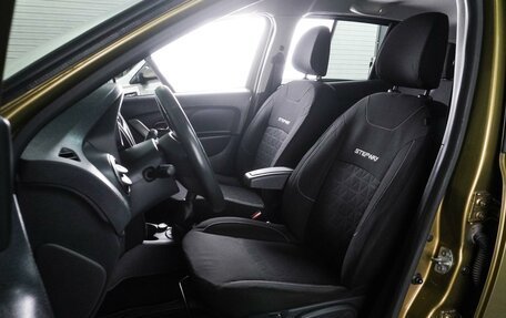 Renault Sandero II рестайлинг, 2015 год, 997 000 рублей, 10 фотография