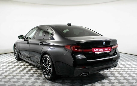BMW 5 серия, 2021 год, 4 955 000 рублей, 8 фотография